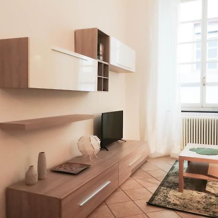 Mistrangelohome 3 - Appartamento In Pieno Centro Савона Екстериор снимка