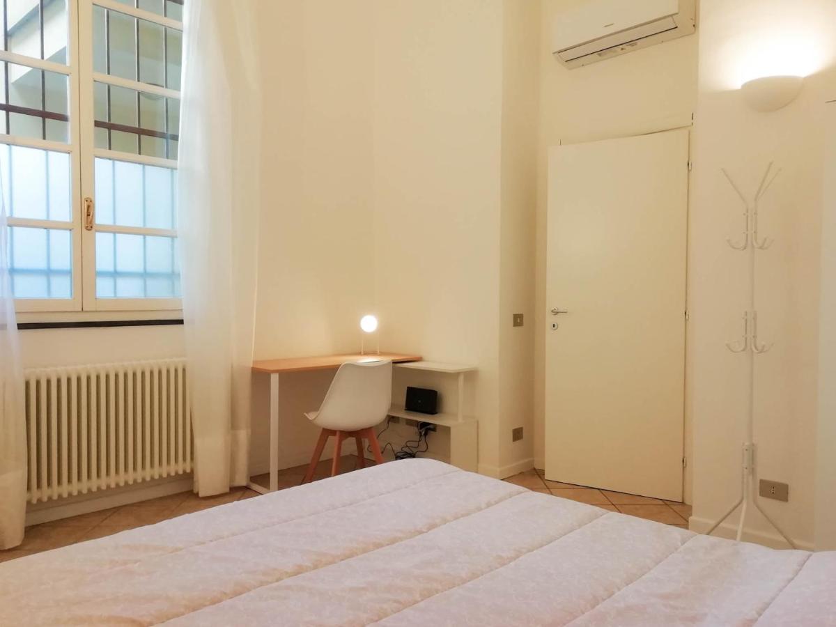 Mistrangelohome 3 - Appartamento In Pieno Centro Савона Екстериор снимка