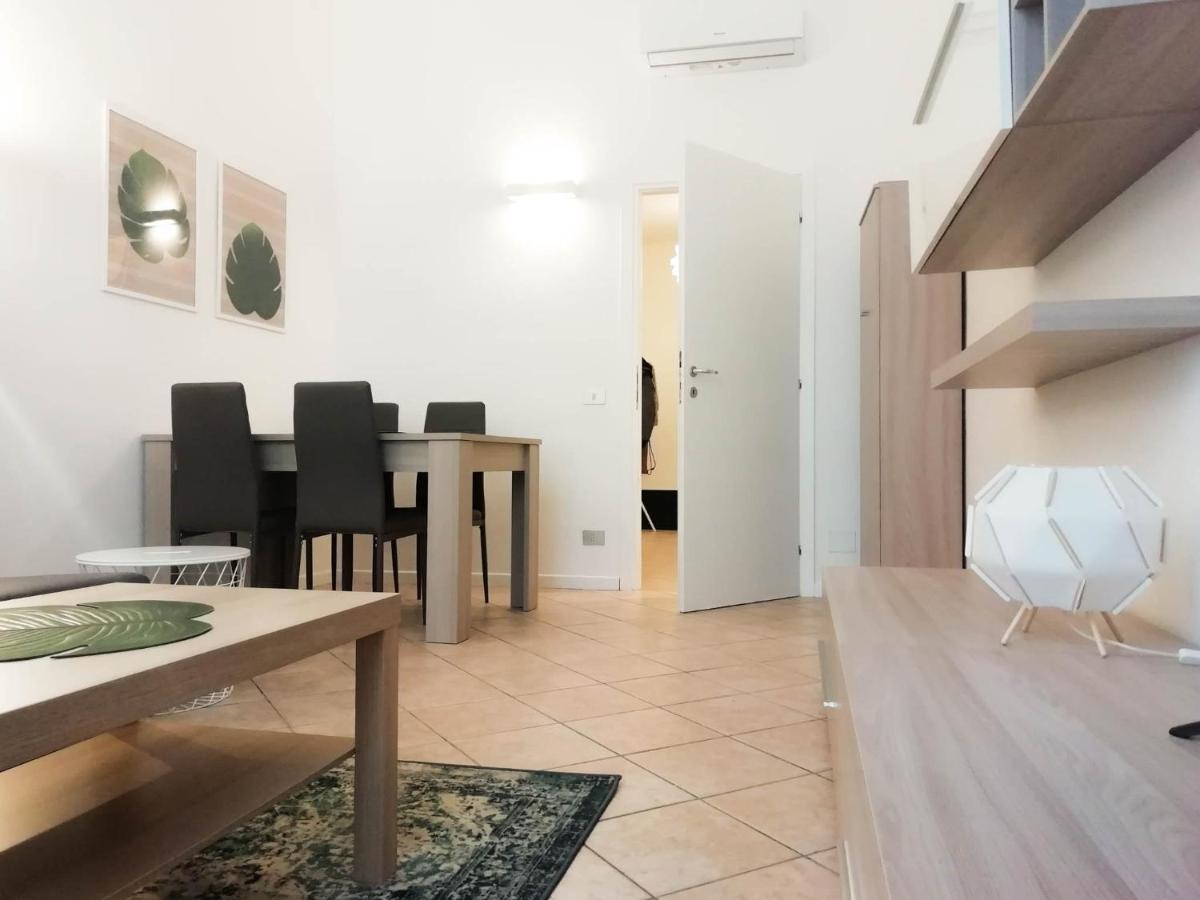 Mistrangelohome 3 - Appartamento In Pieno Centro Савона Екстериор снимка